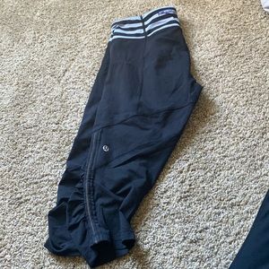 Lululemon capris size 10